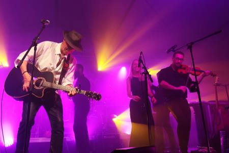 CERKNIŠKA NOČ KONCERT VLADO KRESLIN IN MALI BOGOVI 15 FOTO LJUBO VUKELIČ